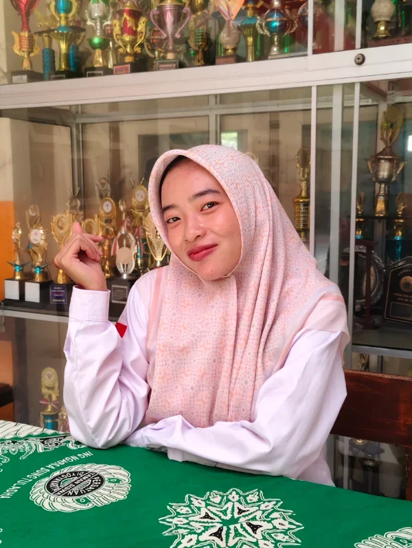 Nyi Hanifatuz Zakiyah, S.Pd